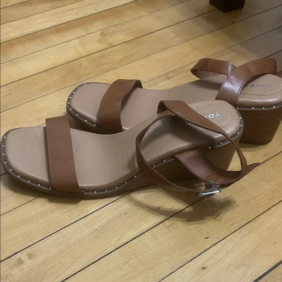 Torrid Brown Leather Sandals - Picture 4 of 6